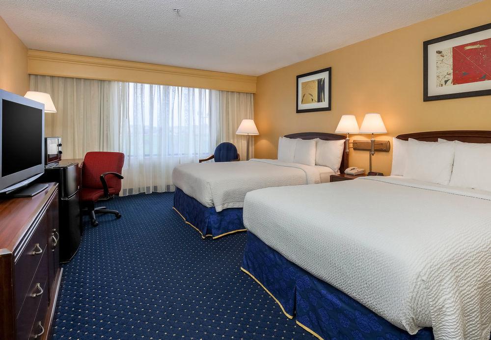 Courtyard By Marriott Dallas Льюисвилл Экстерьер фото