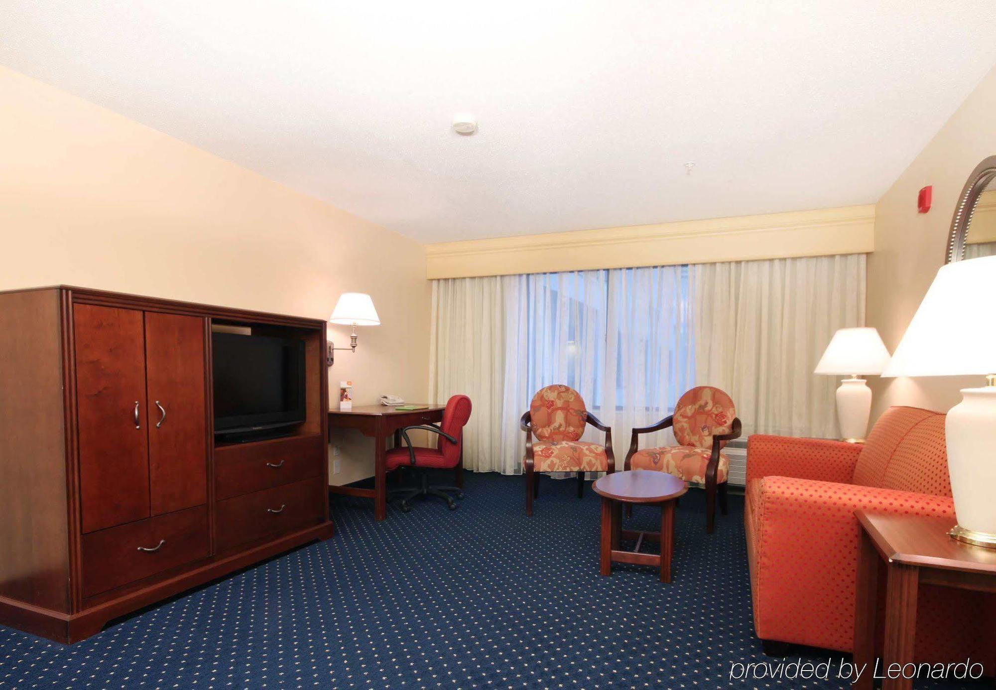 Courtyard By Marriott Dallas Льюисвилл Экстерьер фото